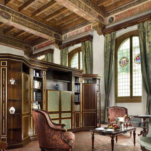 Francesco I De’ Medici Master Suite